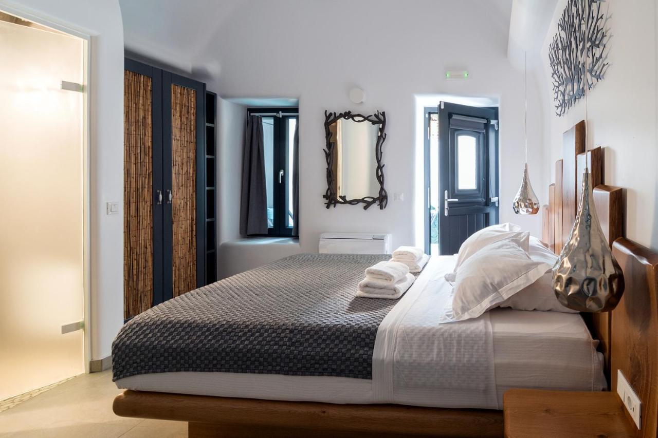 Secret Spot Luxury Villa Fira (Santorini) Exterior foto