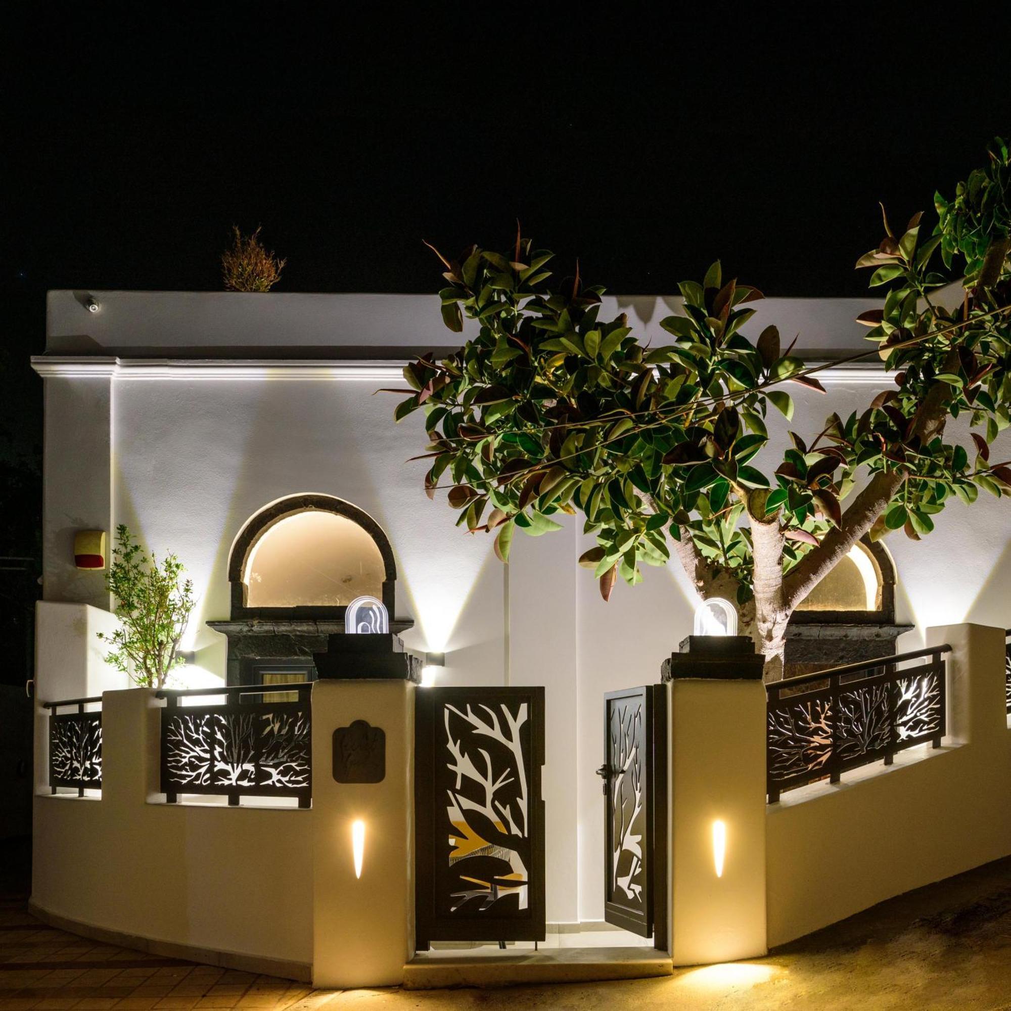 Secret Spot Luxury Villa Fira (Santorini) Exterior foto