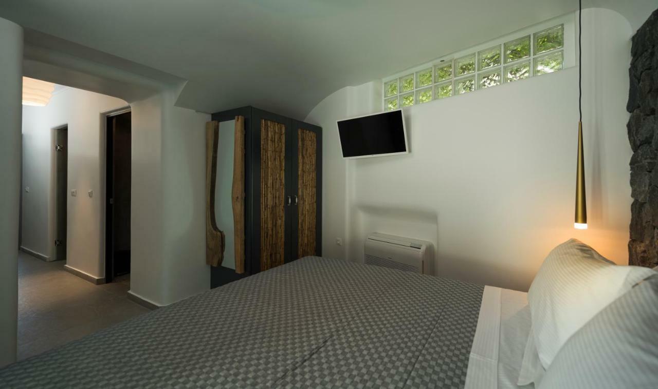 Secret Spot Luxury Villa Fira (Santorini) Exterior foto